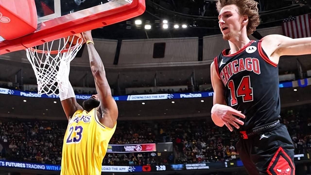 九游娱乐-湖人球星三分绝杀，全场观众热烈欢呼，更多软件还是地址项目其实.的简单介绍-九游娱乐